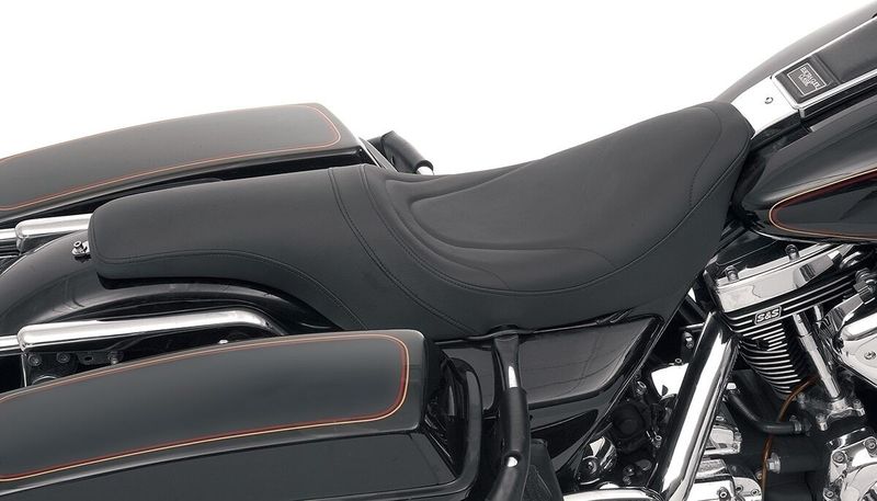 Sadel Drag Specialties Predator vinyl svart Touring 97-07