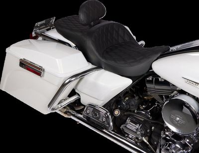 Touringsadel Drag Specialties Freedom svart vinyl dubbel Touring 96-24 08011504-4676B