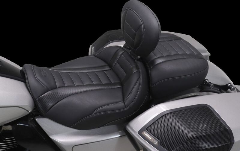 Solosadel Mustang Gun Metal Touring 23-upp