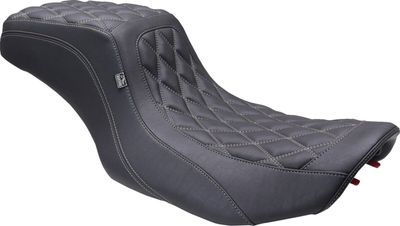 Sadel Mustang Squareback Thread dubbel diamond svart fyrkantig Touring 23-upp