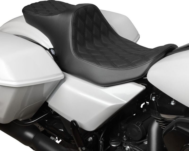 Sadel Drag Specialties Predator III dubbel diamond Touring 23-upp svart