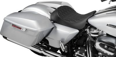 Sadel fram Drag Specialties Option Sittch dubbel diamond svart Touring 08-24, Trike 14-21