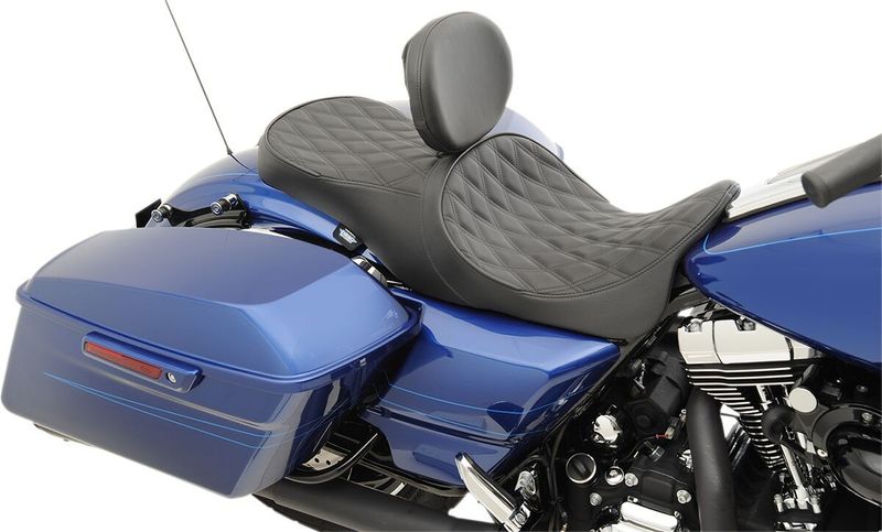 Sadel 2-sits låg profil framflyttad Drag Specialties läder Touring 08-24, Trike 14-21