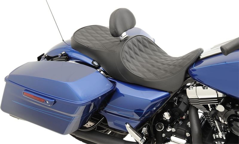 Sadel 2-sits låg profil framflyttad Drag Specialties läder Touring 08-24, Trike 14-21