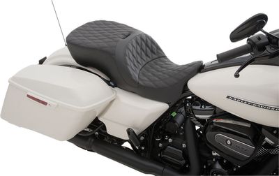 Touringsadel Drag Specialties Forward Positioning dubbel diamond