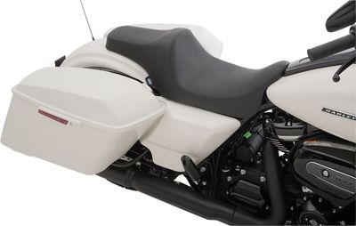 Sadel Drag Specialties Predator III slät svart Touring 08-24