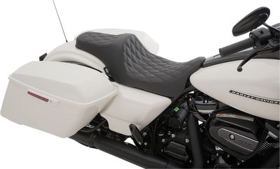 Sadel Drag Specialties Predator III dubbel diamond Touring 08-24 svart
