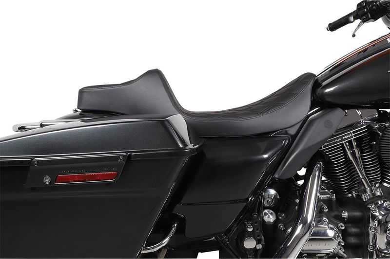 Sadel Drag Specialties Reach Predator III förlängd Touring 97-07 08011369