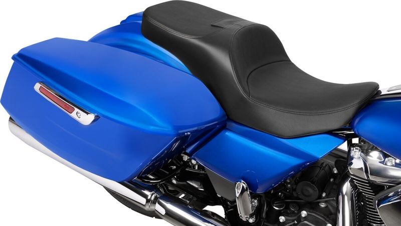 Touringsadel Drag Specialties Freedom slät svart vinyl Touring 23-upp