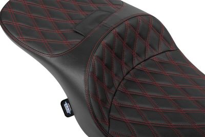 Touringsadel Drag Specialties Freedom svart vinyl röd Touring 23-upp