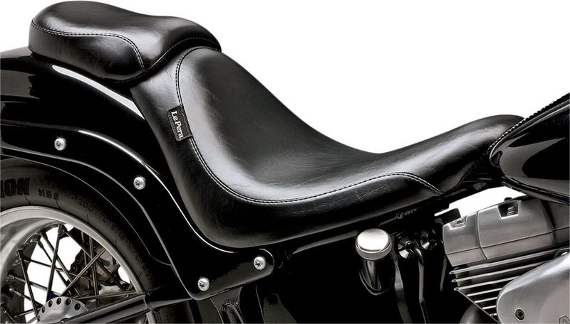 Passagerarsadel Le Pera Silhouette 7.5 Softail with 200mm rear tire