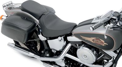 Sadel Drag Specialties solo EZ Glide II slät vinyl svart med fäste för förarryggstöd