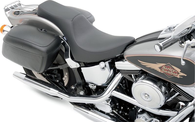 Sadel Drag Specialties Predator 2 vinyl svart slät Softail 85-99