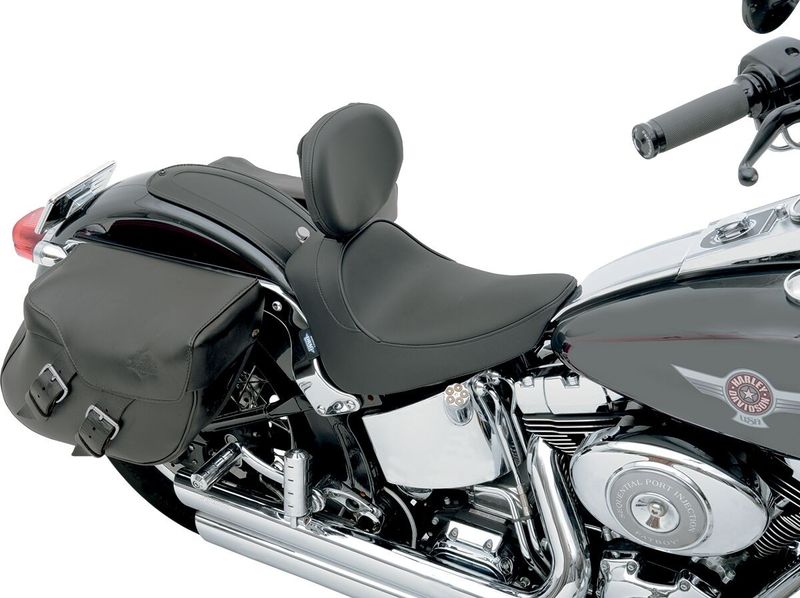 Solosadel Drag Specialties vinyl svart slät Softail 00-06