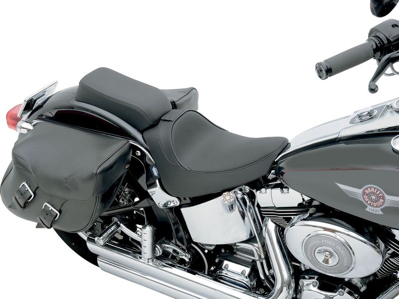 Solosadel Drag Specialties vinyl svart slät Softail 00-06