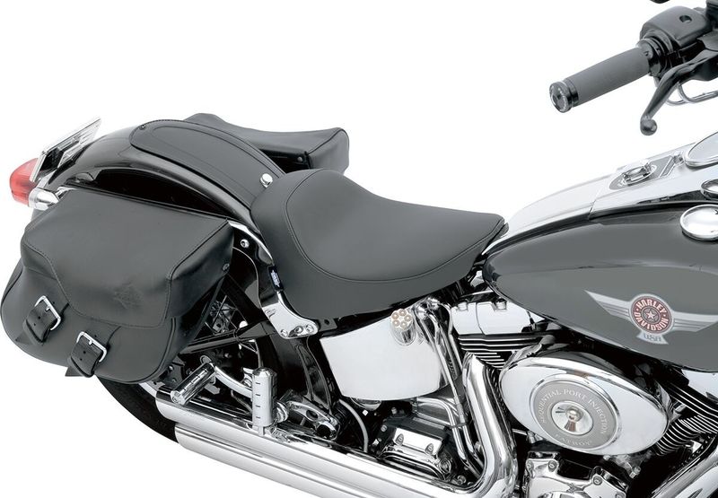 Solosadel Drag Specialties vinyl svart slät Softail 00-17