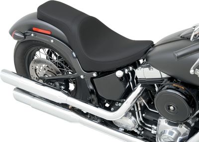 Sadel Drag Specialties Predator 2 slät vinyl svart Softail 11-17