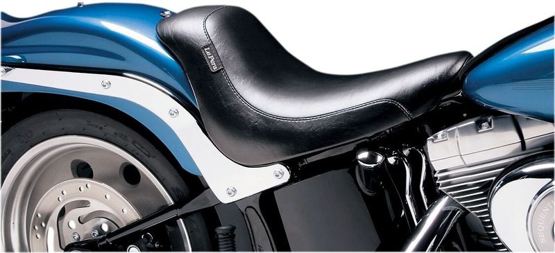 Solosadel Le Pera Silhouette slät svart Softail 06-17 LGK-850
