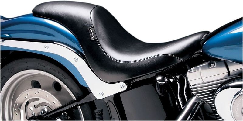 Sadel Le Pera Silhouette Softail with 200mm rear tire