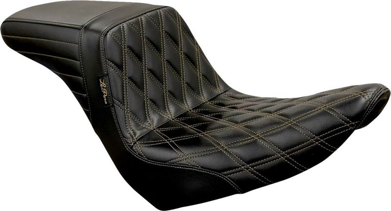 Sadel Le Pera Kickflip Chestnut Softail 18-24