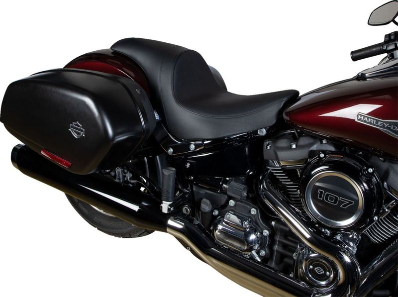 Sadel Drag Specialties Predator slät vinyl Softail 18-upp