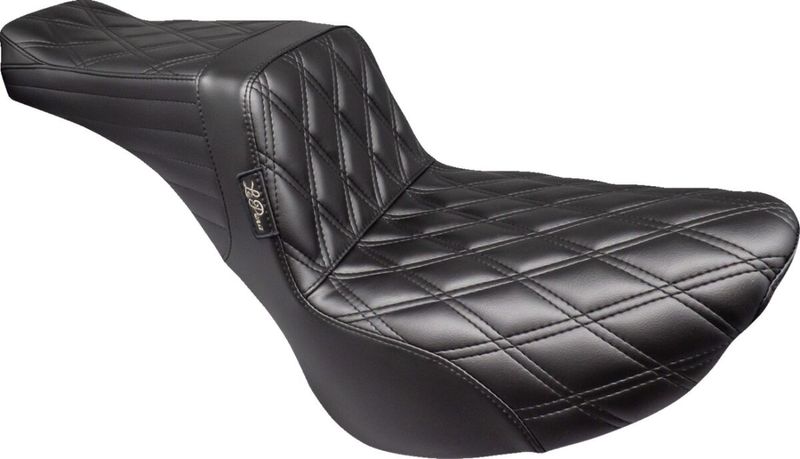 Sadel Le Pera Tailwhip dubbel diamond svart Softail 18-upp