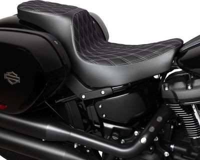 Sadel Drag Specialties Predator 2 dubbel diamond Softail 18-upp silver