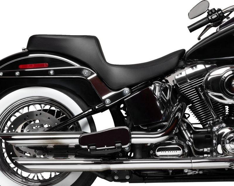 Sadel Drag Specialties Predator 2 slät vinyl Softail 00-17