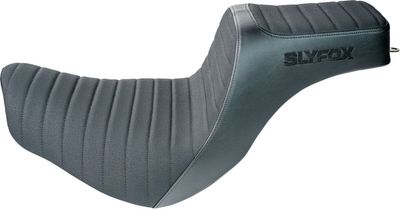 Sadel Slyfox Noon vinyl Softail 18-24 svart