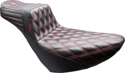Sadel Le Pera Tailwhip Daddy lång dubbel diamond svart Softail 18-upp LYR-580DLDD-R01