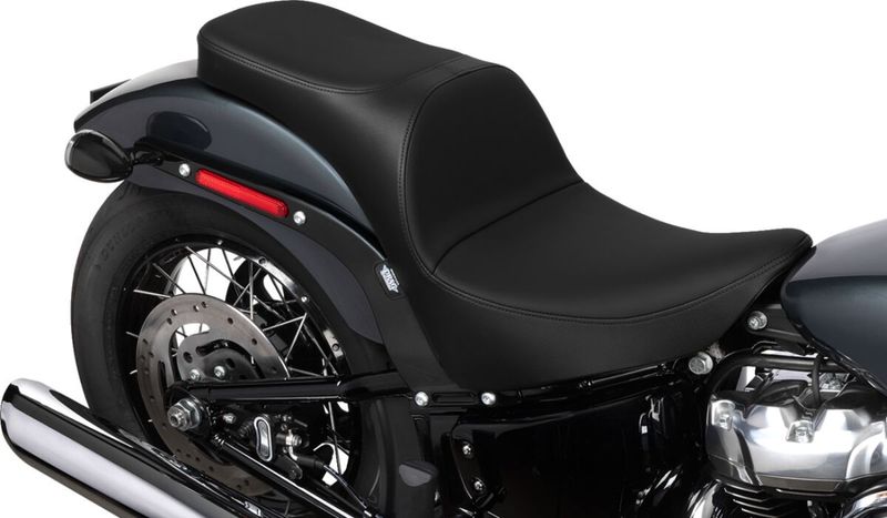 Touringsadel Drag Specialties Freedom läder slät Softail 18-upp