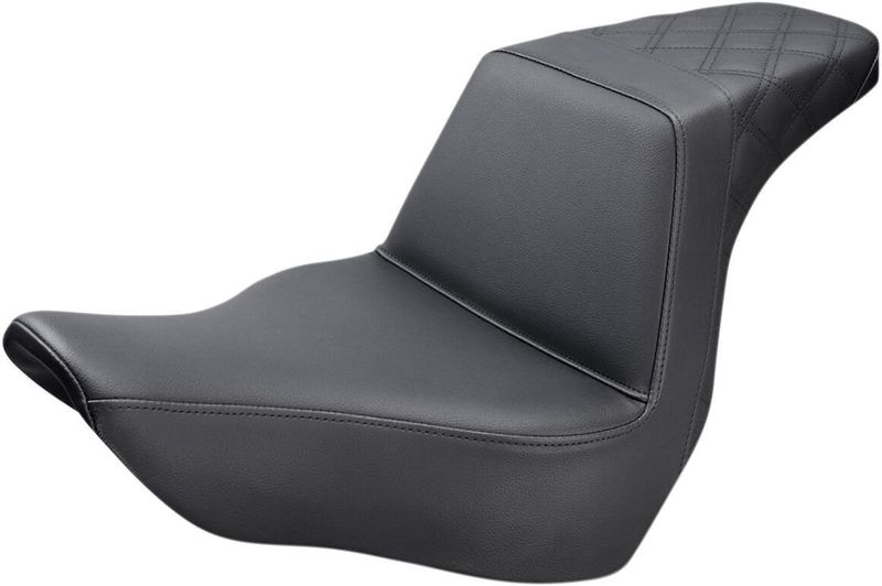 Sadel Saddlemen Step-Up Front W/passenger svart Softail 18-upp 818-29-173