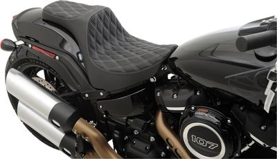 Sadel Drag Specialties Predator III dubbel Softail 18-23 0802-1073