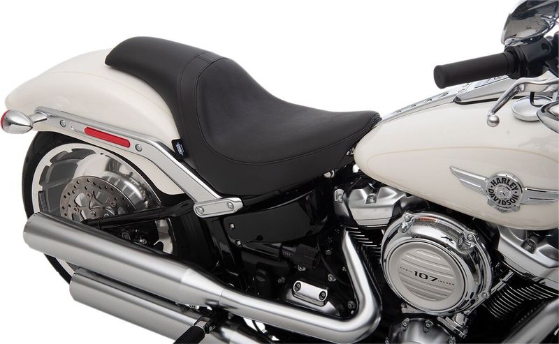 Sadel Drag Specialties Predator slät Softail 18-upp