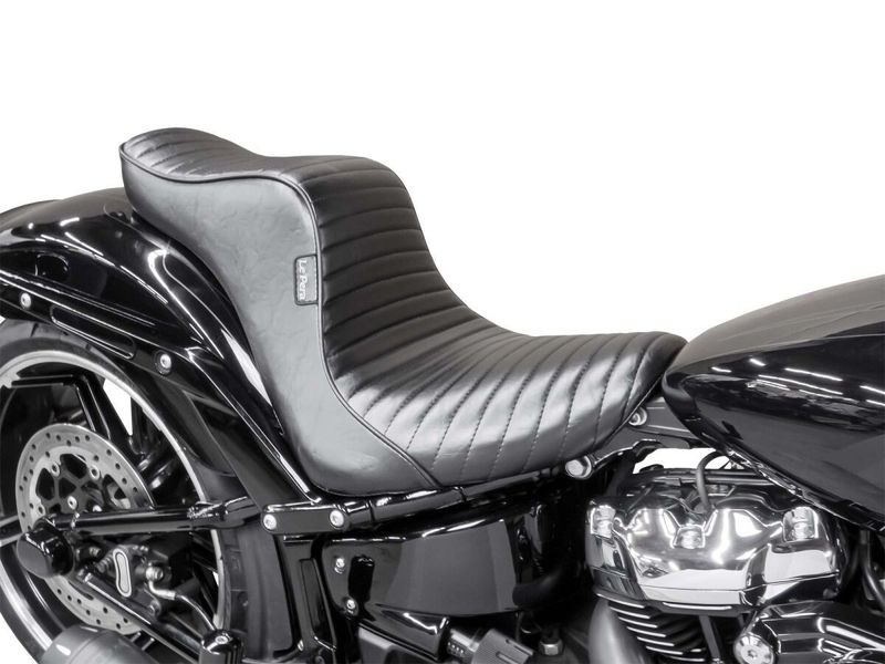 Sadel Le Pera Cherokee veckad Softail 18-upp