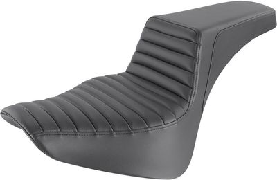 Sadel Saddlemen Step-Up Tuck Roll Softail 18-upp