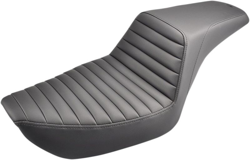 Sadel Saddlemen Step-Up Saddlehyde Saddlegel svart Dyna 96-03 896-04-171
