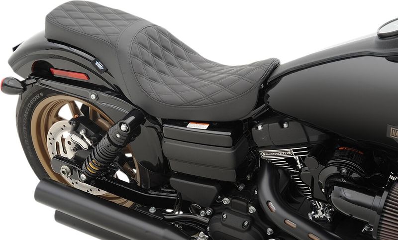 Sadel Drag Specialties Predator 2 dubbel diamond Dyna 06-17, Softail 00-17