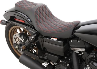 Sadel Drag Specialties Predator III dubbel diamond Dyna 06-17 svart/röd