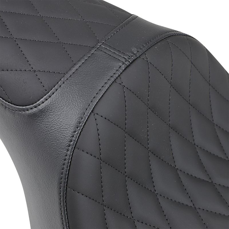 Sadel Drag Specialties Caballero 2 vinyl diamond svart Sportster 04-22