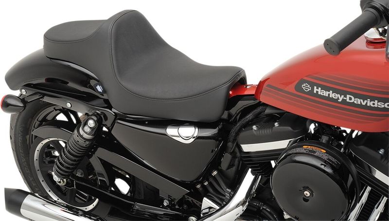 Sadel Drag Specialties Predator III slät Sportster 04-22