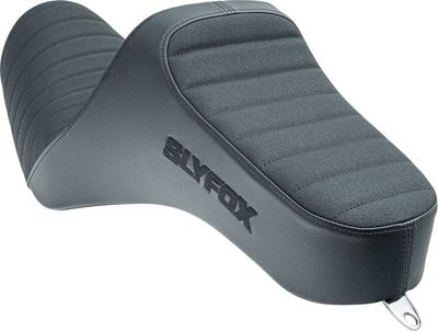Sadel Slyfox Noon vinyl Sportster 04-22 svart