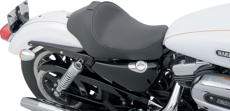 Solosadel Drag Specialties vinyl svart dubbel diamond Sportster 04-22