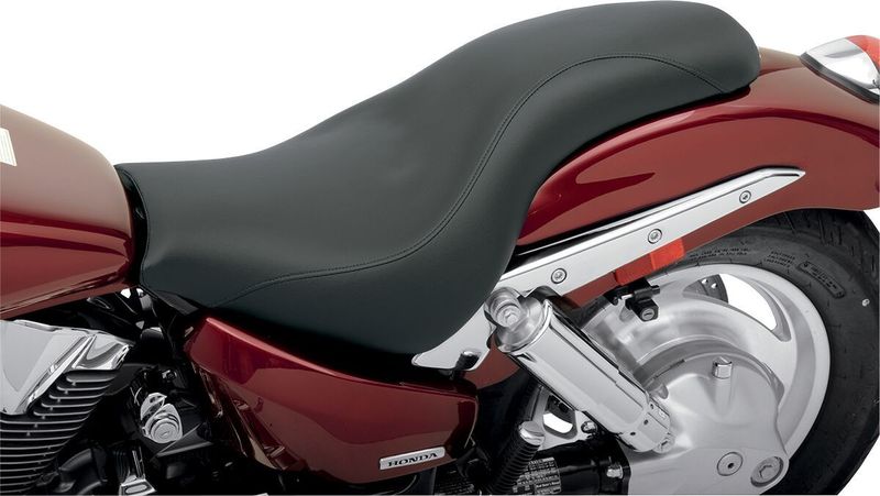 Sadel Saddlemen Profiler Argyle svart Honda VTX 1300 C 04-09