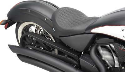 Solosadel Drag Specialties Low-Profile läder svart diamond Victory 03-17