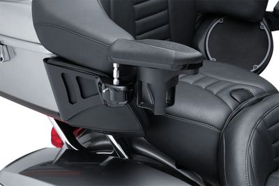 Sadel Kuryakyn Armrests passagerare svart Touring 14-24, Trike 14-21
