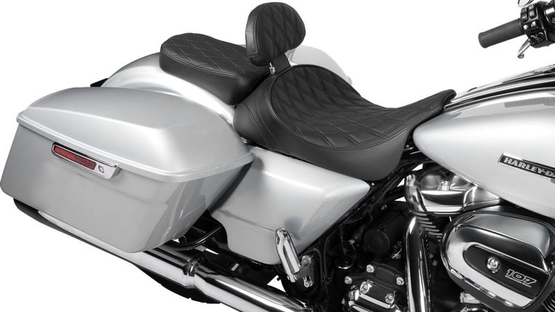 Ryggstöd Drag Specialties EZ Glide II vinyl dubbel diamond svart