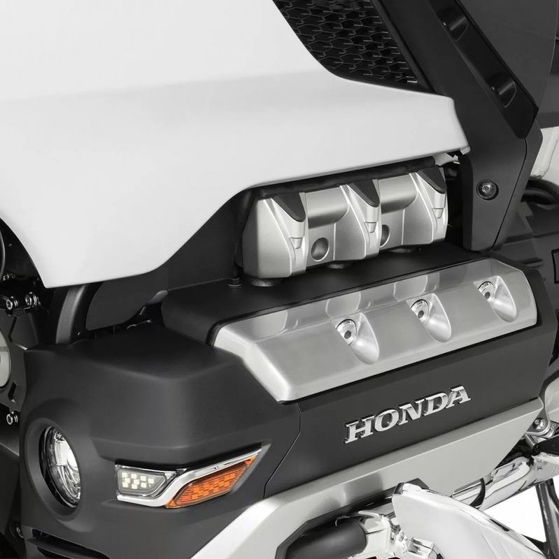 Kåpa topplock Show Chrome Honda 18-23