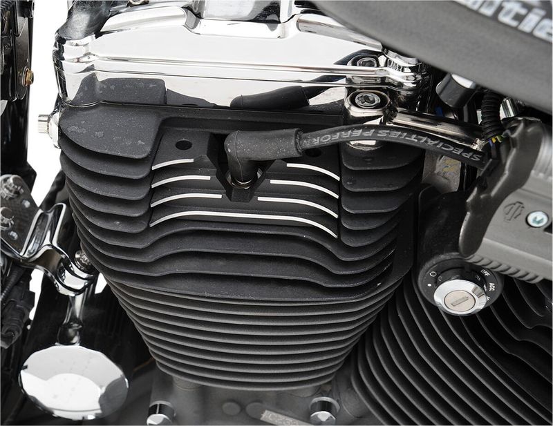 Kåpor tändstift/topplocksskruvar Drag Specialties flänsade svart Sportster 04-22