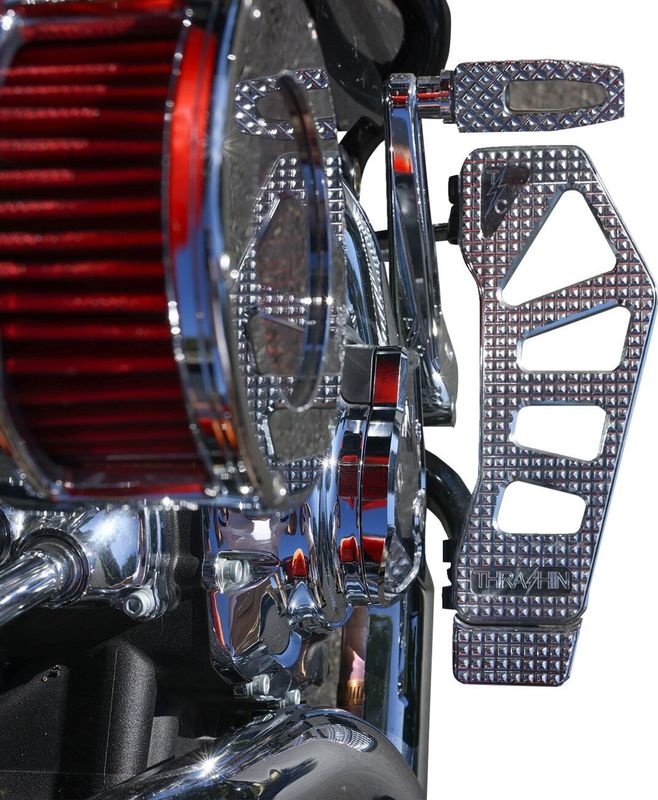 Kamkåpa Thrashin Supply slät Touring 23-upp, Softail 24-upp krom
